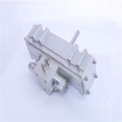 动力集中车电控气动刮雨器  型号 GYQ-8UGT